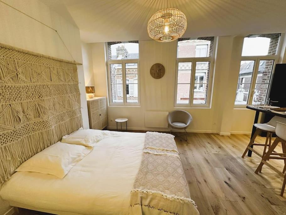 Spacious & Luxuary Studio Амьен Экстерьер фото